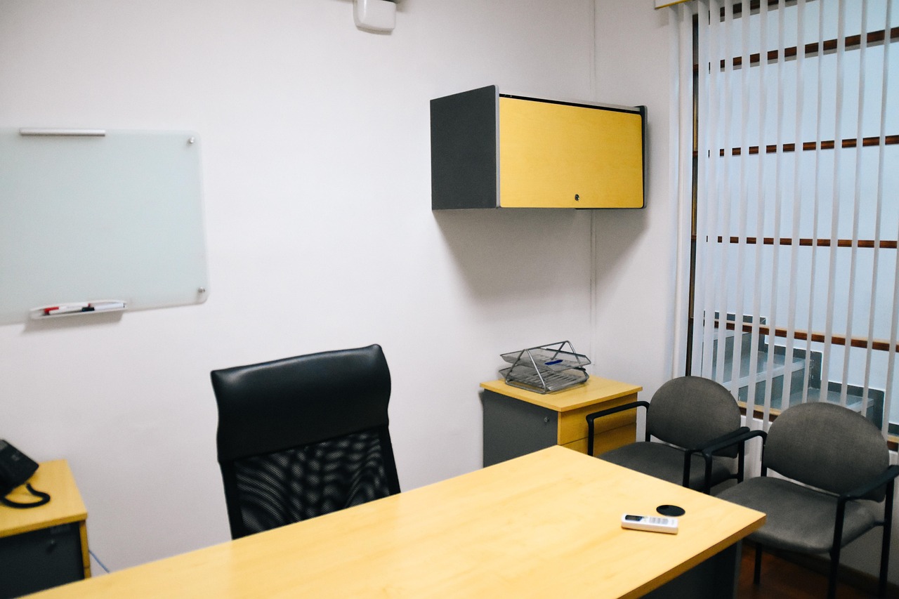 实名QQ号买卖：石家庄代理注册公司费用