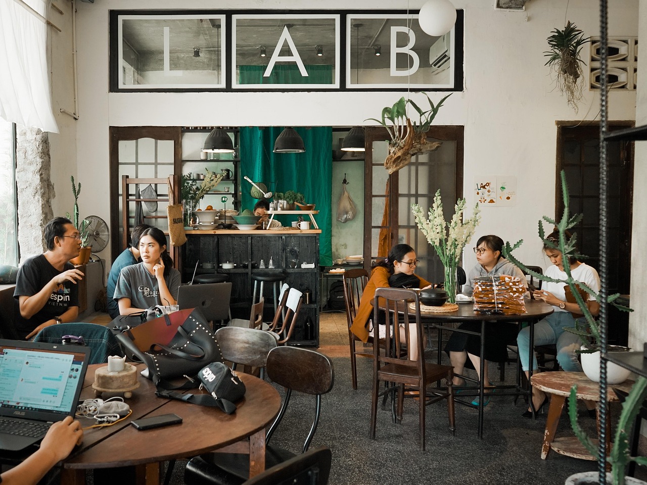 香烟对社会和家庭的财务影响