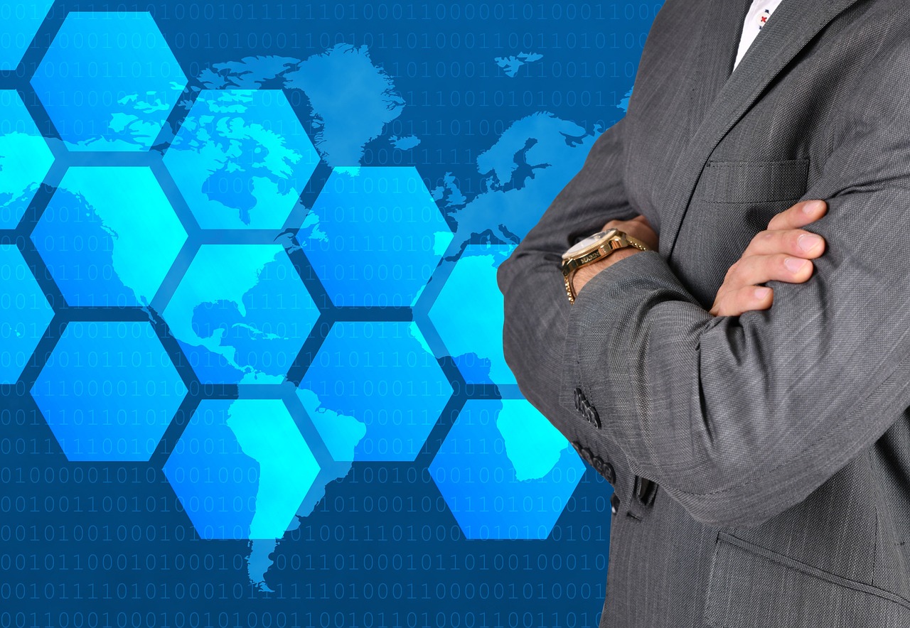 翻盖类人猿爆珠：美的空调app软件详情下载教程